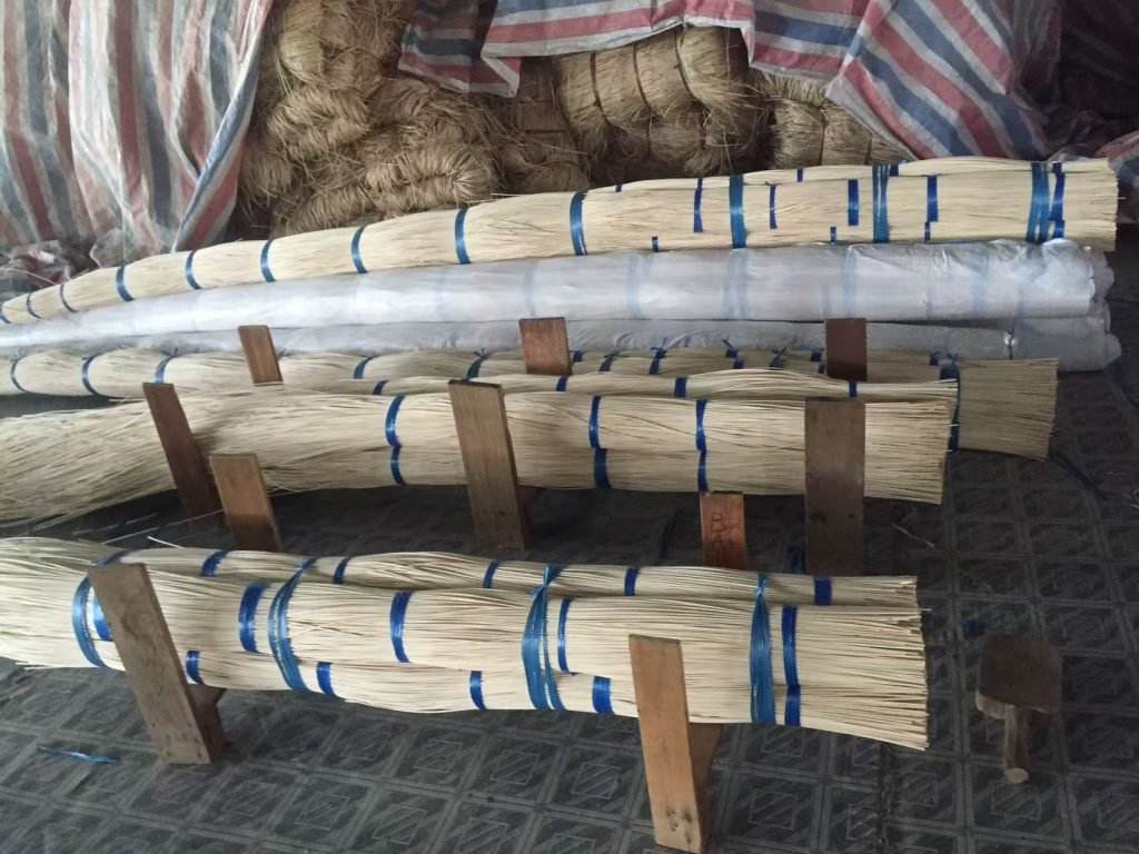 polished vs unpolished rattan core