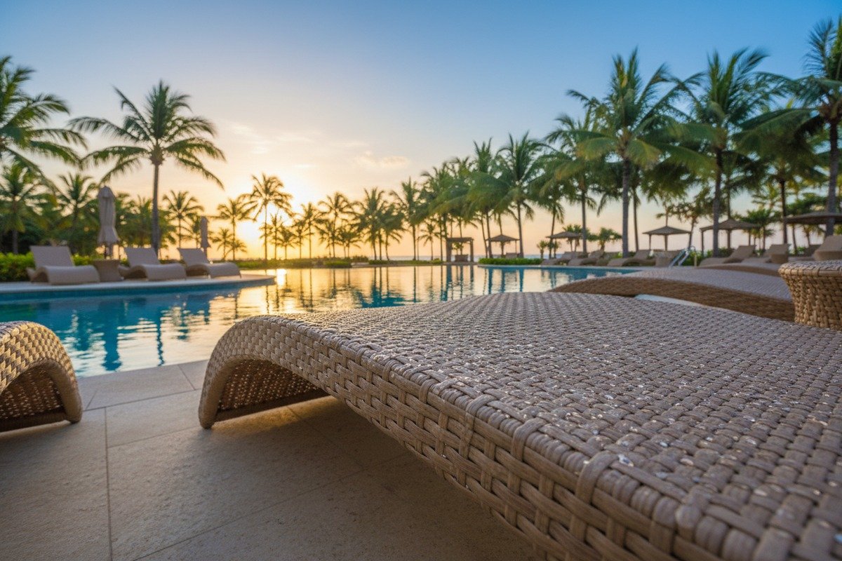 Consejos de mantenimiento para ratán Mantenimiento del ratán natural limpiando y acondicionando para prevenir la fragilidad y el hundimiento (ID#5)